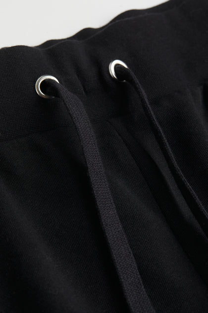 H&M Basics Sweatshorts Black - BEAUTY BAR