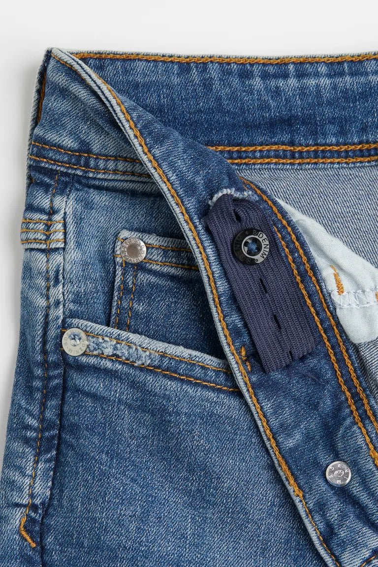 H&M Relaxed Tapered Fit Jeans - BEAUTY BAR