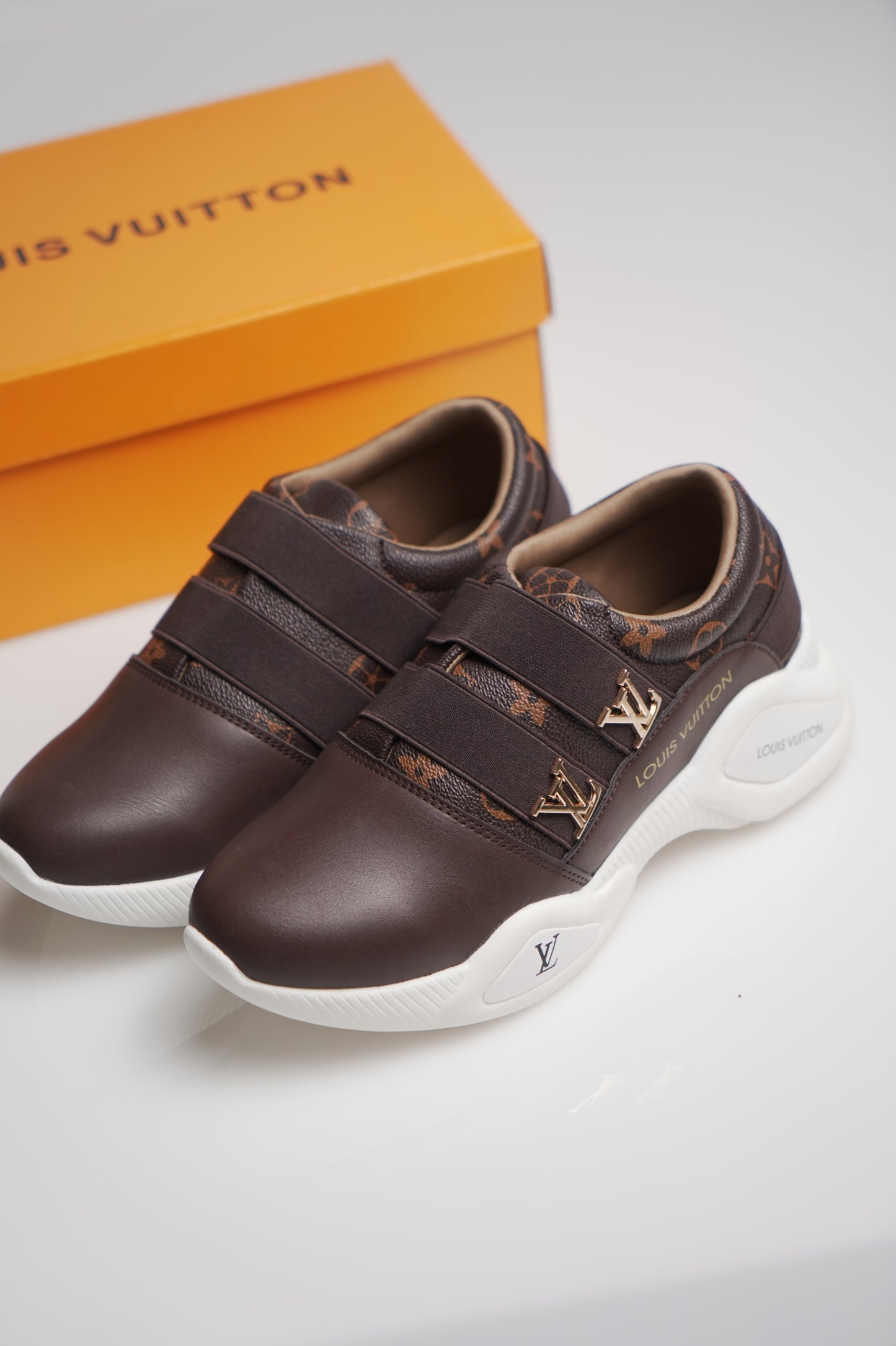 Louis Vuitton Sneakers Casual