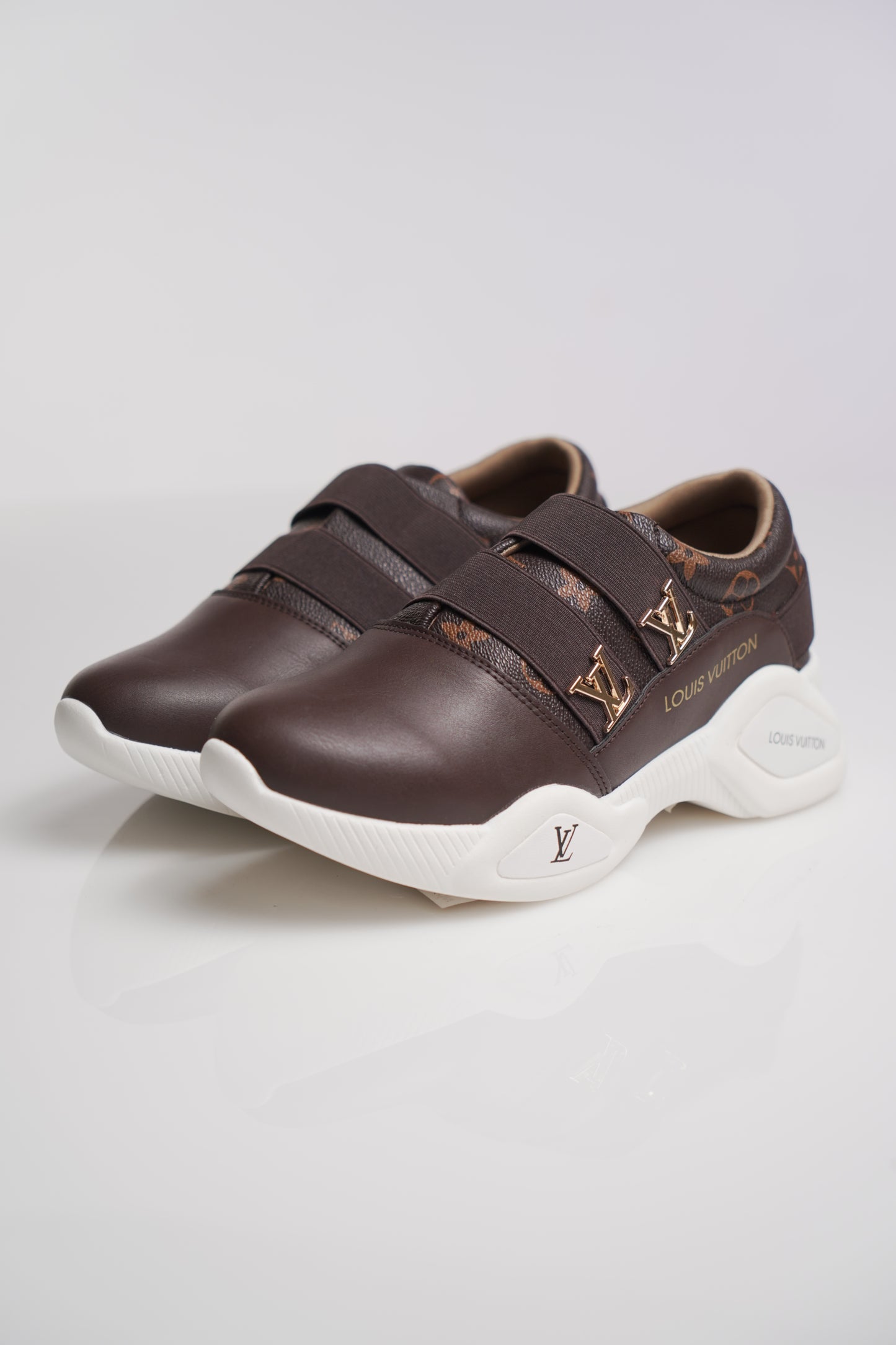 Louis Vuitton Sneakers Casual