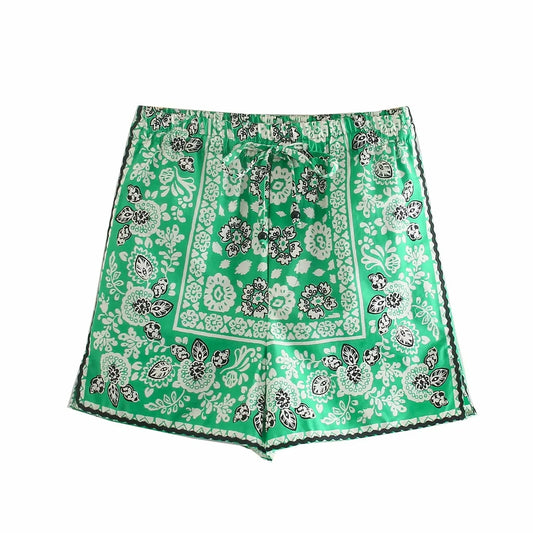 Green Women's Floral Printed Short - BEAUTY BAR