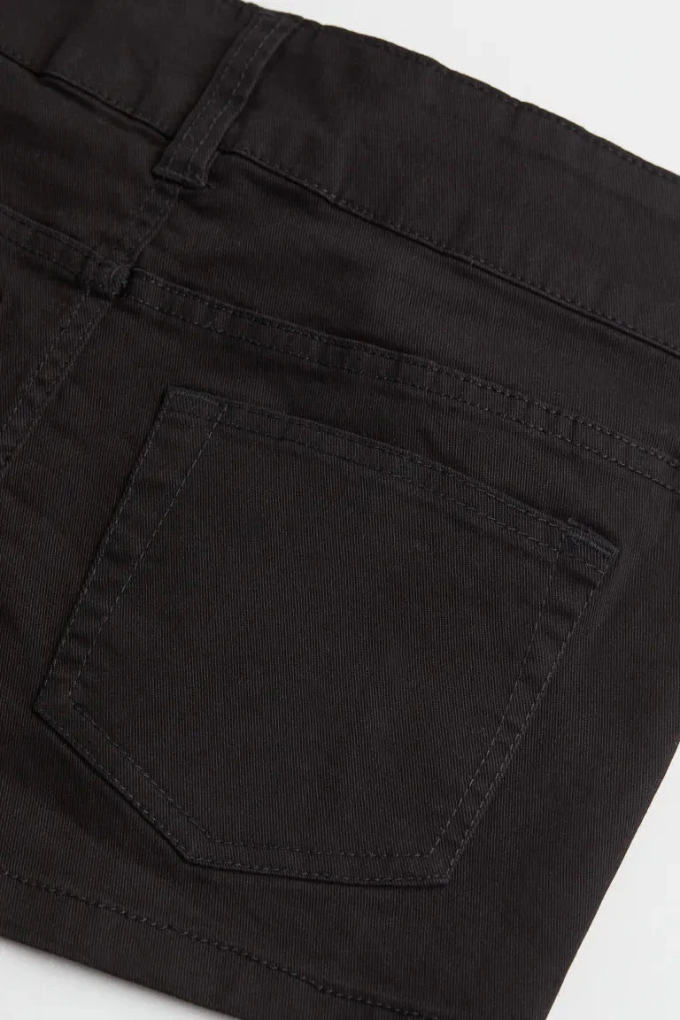H&M Short Twill Skirt Black - BEAUTY BAR