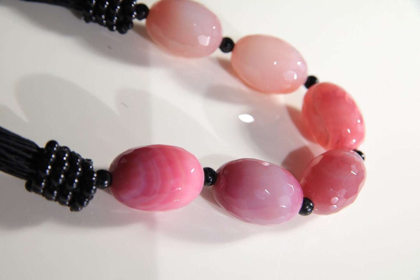 Necklaces Fuchsia Beads & Onyx Leather - BEAUTY BAR