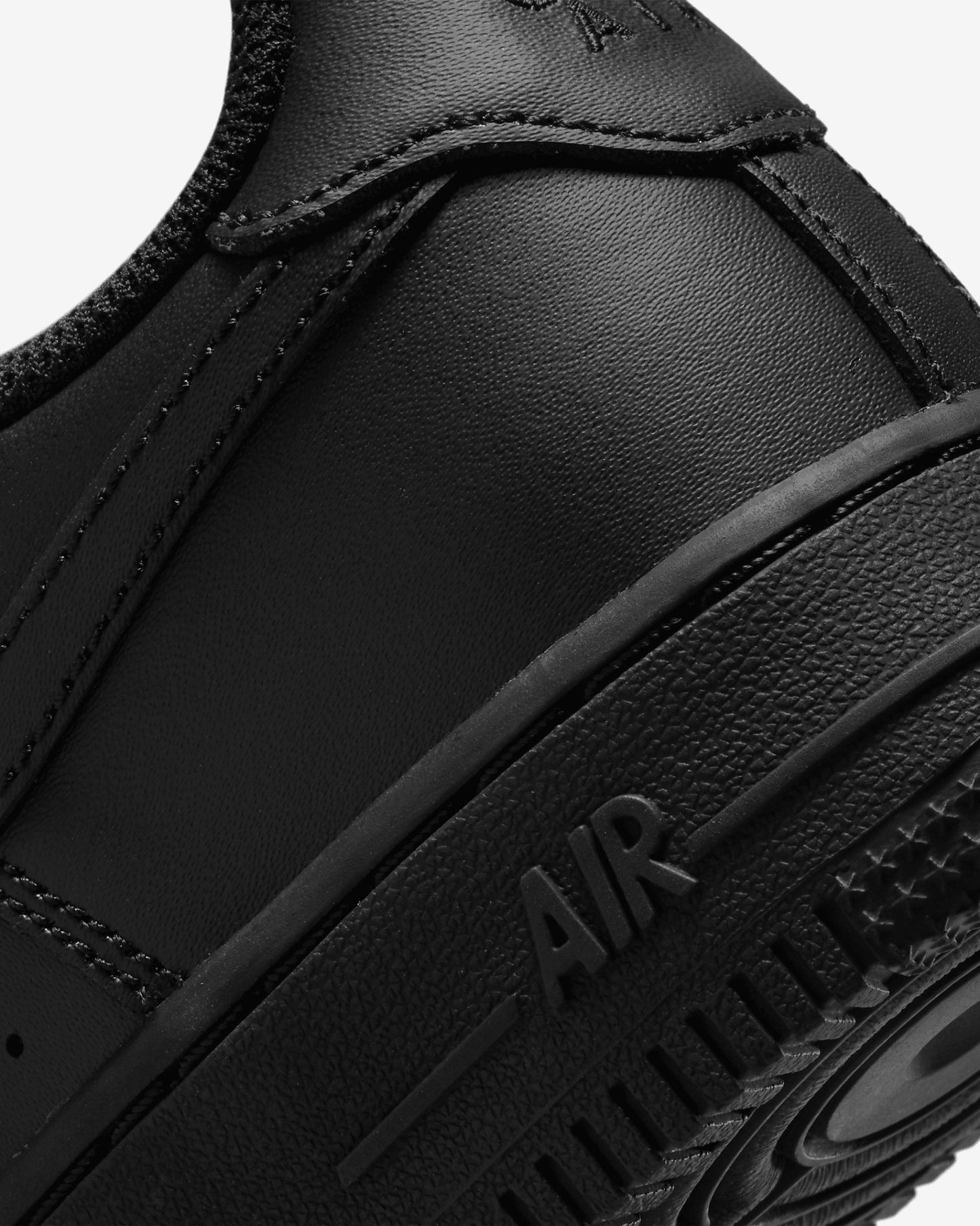 Nike Air Force 1 '07 Black Shoes